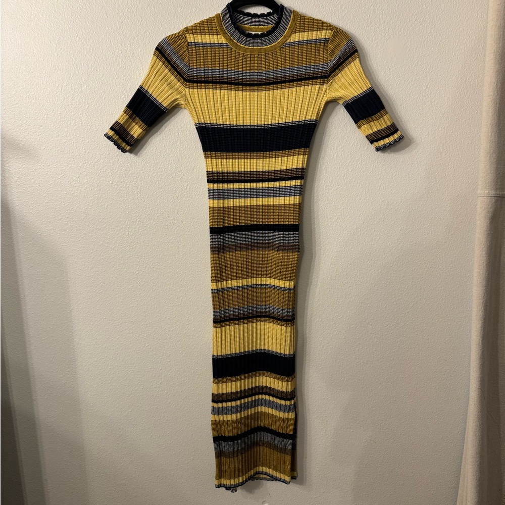 H&M Yellow and Black Ribbed Sheath Dress